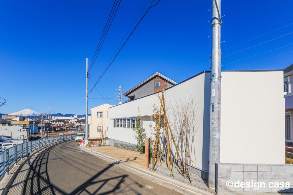 地に寄りそう平屋｜神奈川県の注文住宅 施工例（平屋）