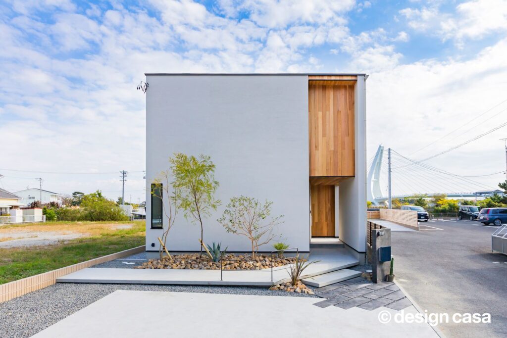 開放的な2階リビングのお家 ─ 空へ開くルーフテラス|静岡県の注文住宅 施工例(2階建て)