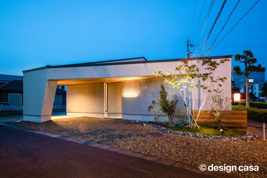 パティオを擁く（いだく）ヒュッゲ｜静岡県の注文住宅 施工例（平屋）
