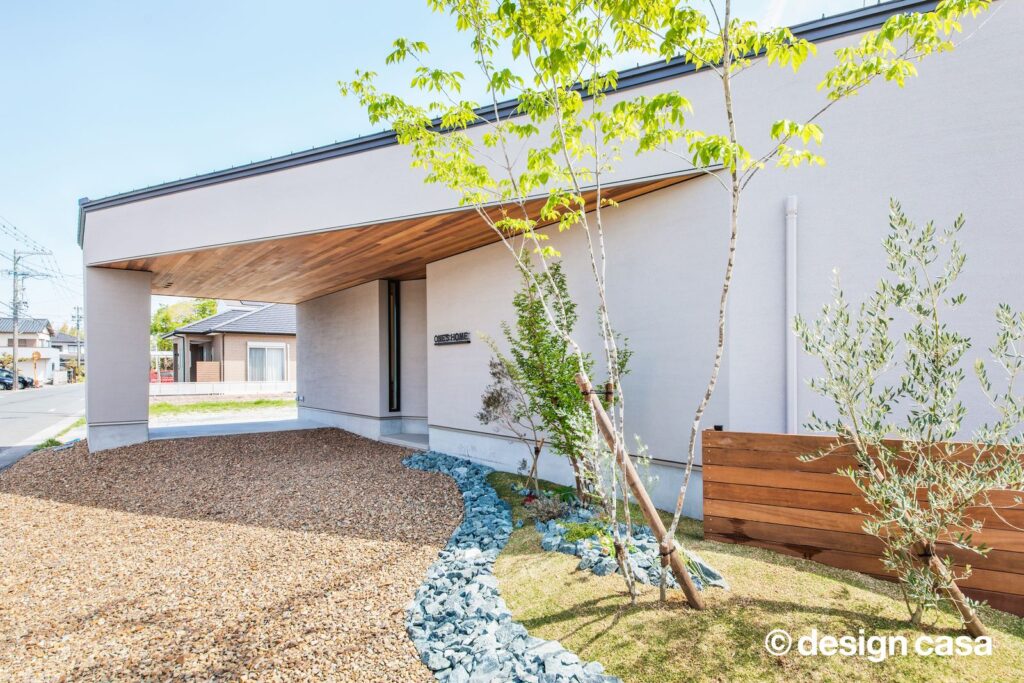 パティオを擁く（いだく）ヒュッゲ｜静岡県の注文住宅 施工例（平屋）